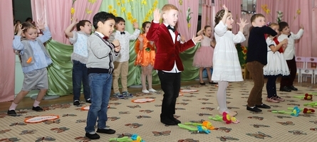 Праздник «Весенний букет»,вторая старшая группа, детский сад «Олимпик», м.Сокольники