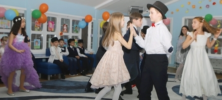 Праздник к 8 марта в начальной школе на м. Сокольники